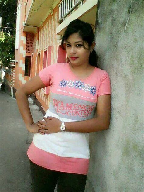 Pin By মীর মোশারোফ হোসেন On Mmmm Desi Girl Selfie College Girl Photo