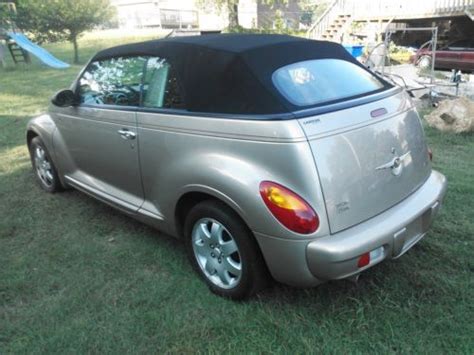 Find Used 2005 Chrysler Pt Cruiser Gt Convertible 2 Door 24l In White