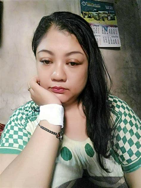 Sekarang anggun mulai merambah dunia online untuk menemukan calon suaminya. Kanjeng Mamih Janda Bohay Montok Single Cari Jodoh ...