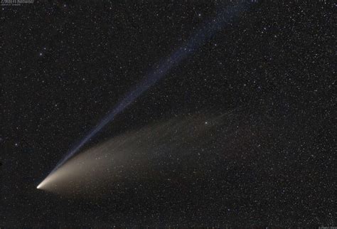 Bad Astronomy The Comet Neowise Is Changing Colors And Also Makes