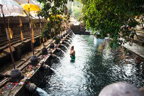 The Tirta Empul Temple Purification Ritual At The Holy Water Temple Omnivagant