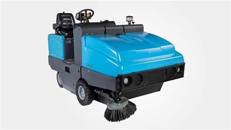 Commercial And Industrial Floor Sweepers Power Sweepers Conquest