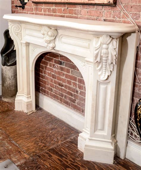 White Arched Victorian Mantel With Corbels At 1stdibs