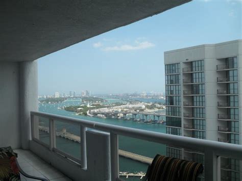 Balcony Picture Of Doubletree By Hilton Grand Hotel Biscayne Bay
