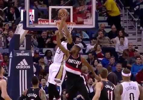 Anthony Davis Throws Down Dazzling Alley Oop Dunk Off Lob From Demarcus