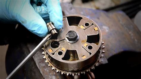 Find this out and more in our guide to performance cams… unless you own a rotary. Inside a Toyota VVT-i Camshaft Gear! - YouTube