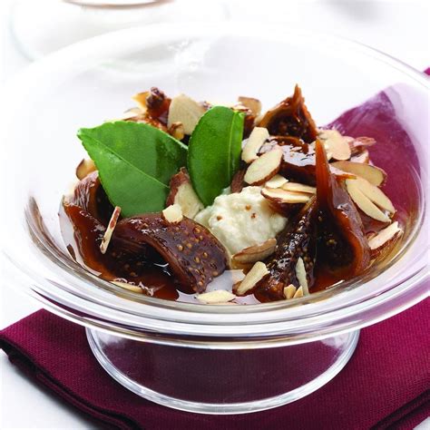 Marsala Poached Figs Over Ricotta Recipe Eatingwell