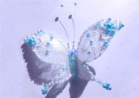 Diy Pretty Butterflies From Plastic Bottles