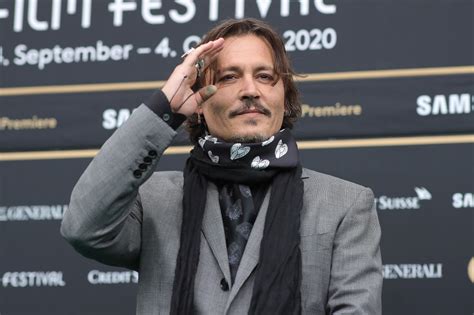 Johnny Depp Tells Fans He Hopes For Better Times In 2021