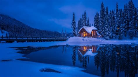 640x360 Resolution Forest House Covered In Snow 4k 640x360 Resolution
