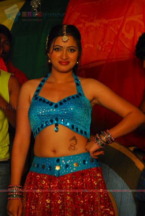 Navneet Kaur Actress Photo Image Pics And Stills 28091