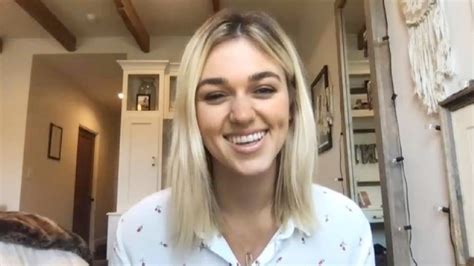 Sadie Robertson On How Shes Helping Brides Amid The Pandemic