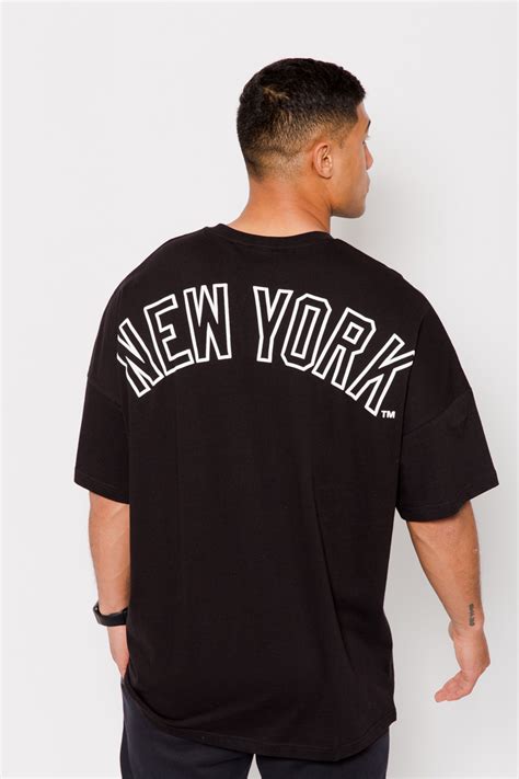 new york yankees majestic carn oversized t shirt mens black white stateside sports