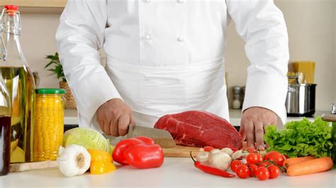 Top 10 Tips For Preparing Food Safely