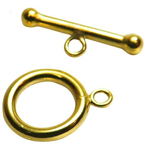 Choosing a single strand gold clasp is a sure way to ensure that your clasp will always look good. 14K Yellow Gold Filled Toggle Clasp with a Barbell for Easy Wear