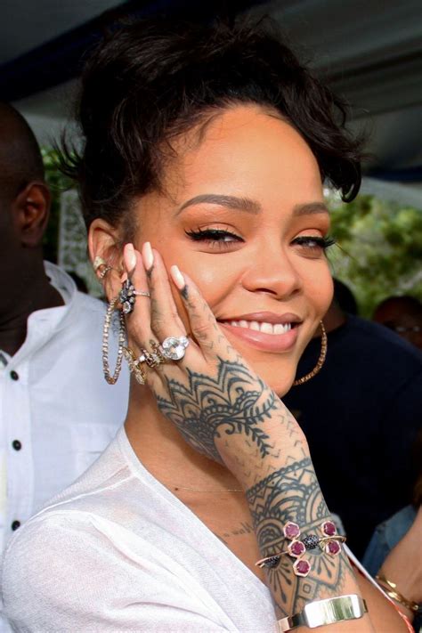 Having had a rough childhood, each of her tattoos is a representation of the freedom she's found as an adult. 136 best images about Hand Tattoo on Pinterest | Tiny ...