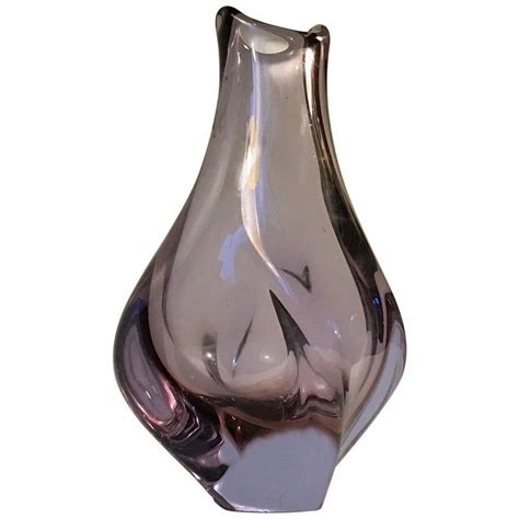 Pink Crystal Vase By Miloslav Klinger 1950s Crystal Vase Vase Vases And Vessels