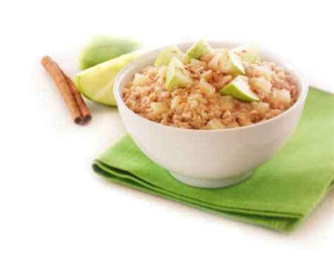 Nutritional value of a cooked product is provided for the given weight of cooked food. Product: Hot Cereals - Quaker Instant Oatmeal, Apples ...
