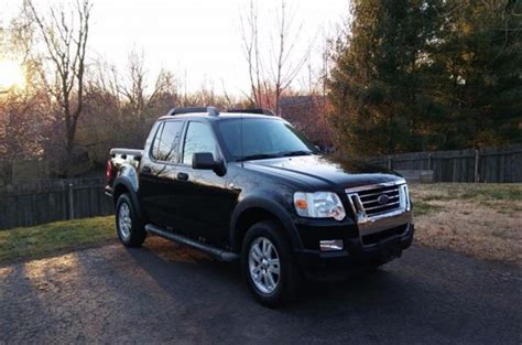 Sell Used 2008 Ford Explorer Sport Trac Xlt Crew Cab Pickup In