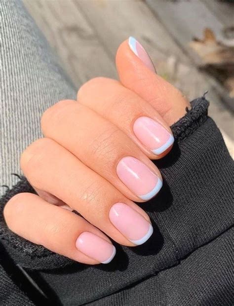 Get The Perfect French Tip On Short Nails The Fshn