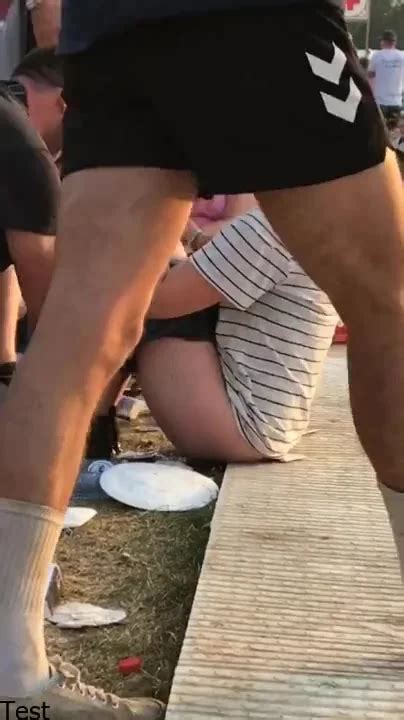 Festival Pee