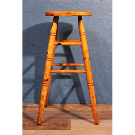 Check out our tabouret de bar selection for the very best in unique or custom, handmade pieces from our stools & banquettes shops. Tabouret bar années 60