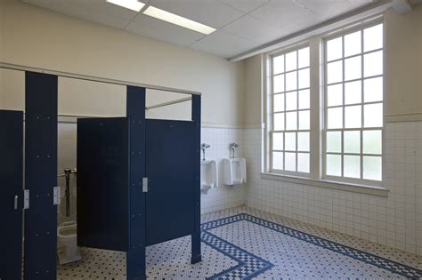 Alabama High School Removing Bathroom Stall Doors In Attempt To Stop