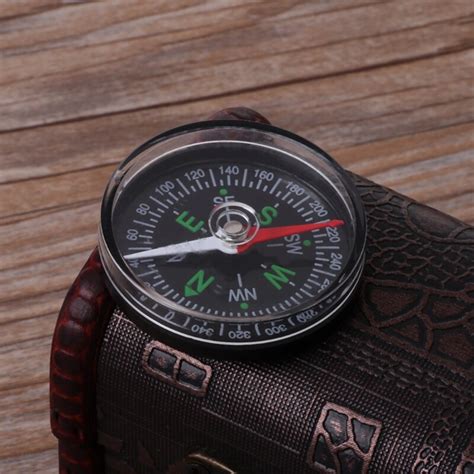 5pcs Portable Mini Precise Compass Practical Guider For Camping Hiking