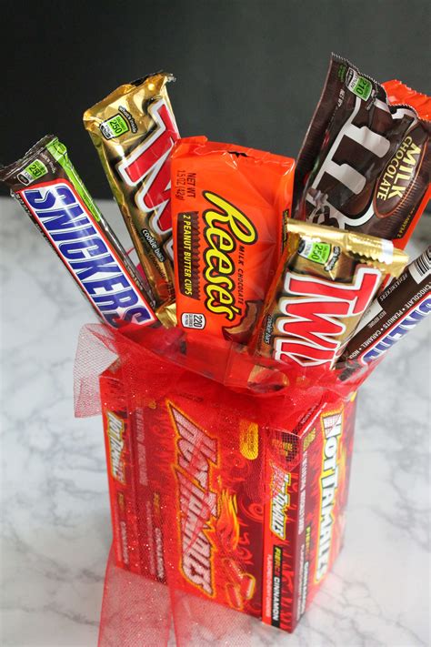 Celebrate With These 20 Diy Candy Bouquets Obsigen