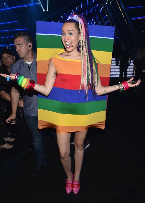 Miley Cyruss Vma 2015 Outfits Racked