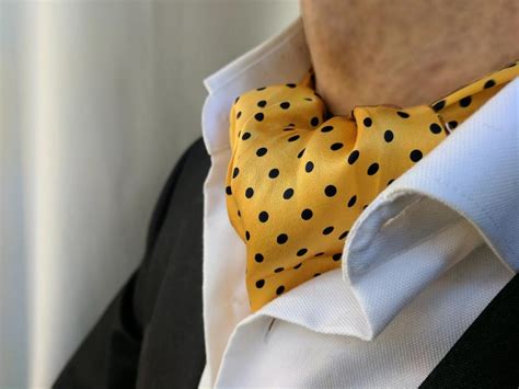 Ascots For Sale Silk Ascot Tie Reversible Yellow Croom And Flood