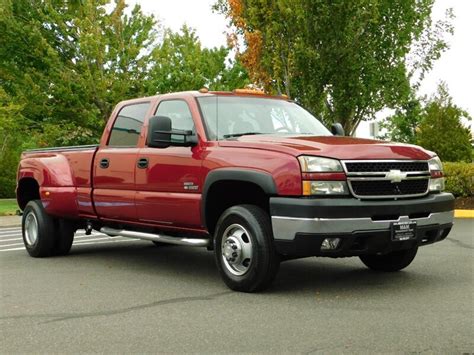 2006 Chevrolet Silverado 3500 Lt Crew Cab 4x4 66l Duramax Dually 1