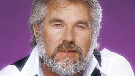Legendary country singer Kenny Rogers dies at 81 | Zambian Eye