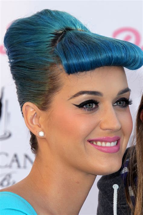 Katy Perrys Hairstyles And Hair Colors Steal Her Style Page 7