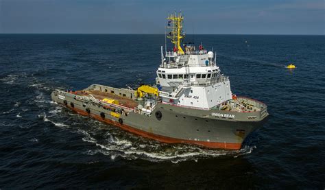 Is a leading global dredging. Boskalis transports and installs The Ocean Cleanup's first prototype