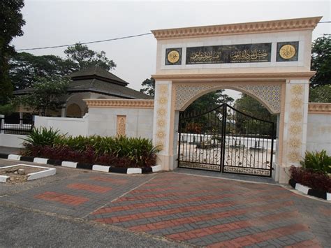 Seni Lama Melayu Malay Olden Art Makam Diraja Royal Mausoleum Of
