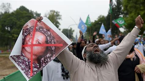Asia Bibi Christian Pakistani Woman Accused Of Blasphemy Released From Prison World News