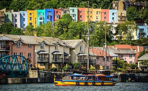 In the same interview, the singer and songwriter also shared his inspiration for this song, which. Why is it So Easy to Fall in Love with Bristol?