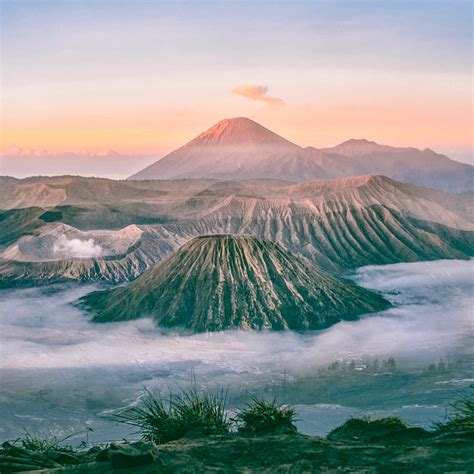 Mount Bromo Ijen Crater Tour From Surabaya 3d2n Yogyakarta Tour Bali