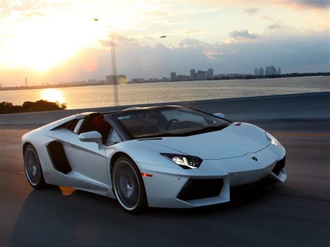 This naturally aspirated v12 is stunning with an. LAMBORGHINI Aventador LP 700-4 Roadster specs - 2012, 2013 ...