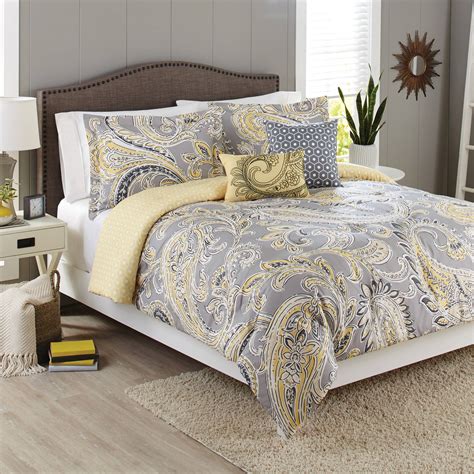 Our comforter sizes guide can help you determine how big yours should be so it can hang nicely. Better Homes & Gardens Full Paisley Yellow Comforter Set ...