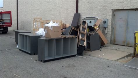 Heavy Trash Removal In Indianapolis Fire Dawgs