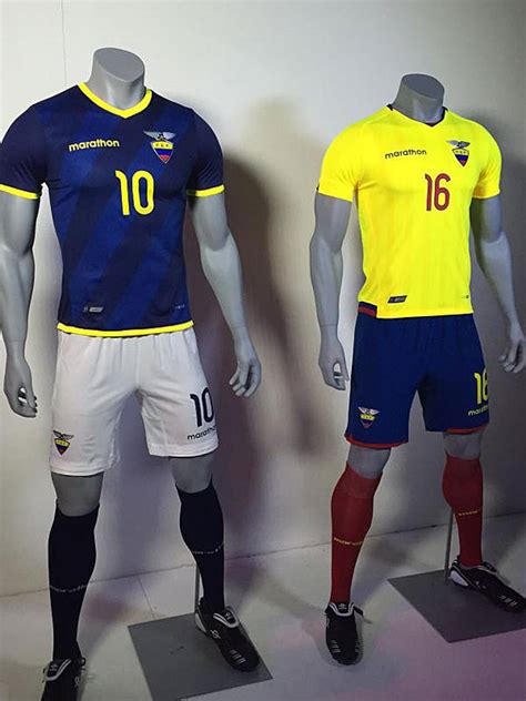 Maybe you would like to learn more about one of these? Ecuador presenta nuevo uniforme - MARCA.com