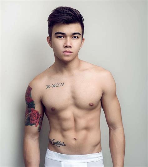 hotasianmale gym body asian men instagram posts