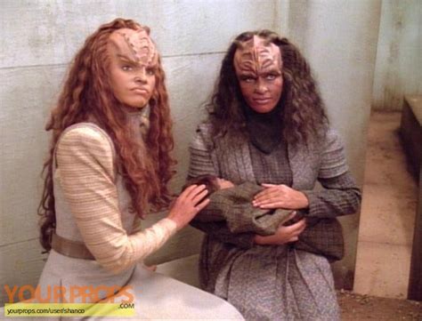 Star Trek The Next Generation Klingon Womans Civilian Costume