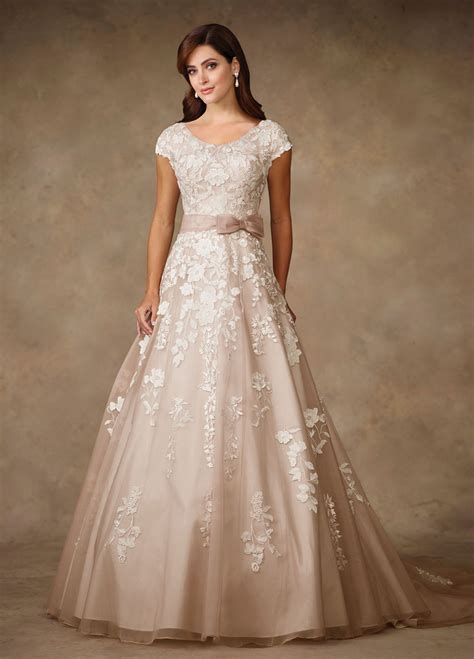 Wedding Dresses Spring 2019 Modern Bridal Gowns Modest Wedding