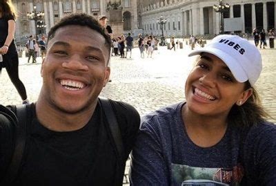 Giannis antetokounmpo highlights | the greek freak has become an nba superstar! Giannis Antetokounmpo Height, Age, Girlfriend, Biography ...