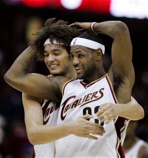 Página oficial do anderson varejão pivô da seleção brasileira 2,11m / 120kg filho de sebastião. James sprains ankle, but Cavs stomp Wizards 97-82