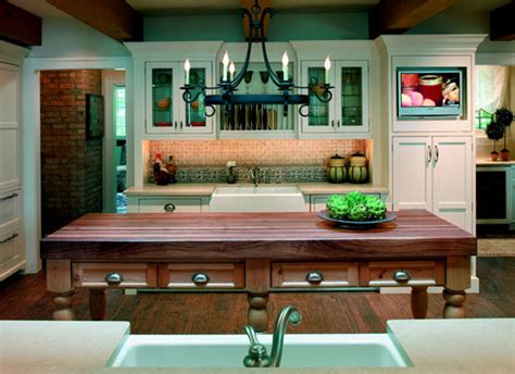 It can be difficult to choose a custom cabinet company in phoenix. Kitchen Cabinets | Islands | Custom Design & Installation