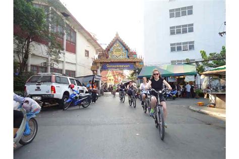 Bangkok Cycling Tour And Floating Market 6 Hour Tour